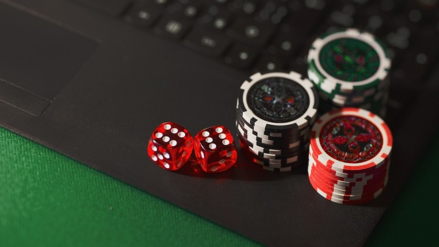 The Profile of Users Playing at Online Casinos: A Look at Digital Players